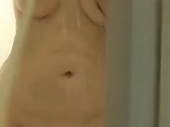 Alongamento passo - mãe de um dragão ocidental hentai magro menina no strapon