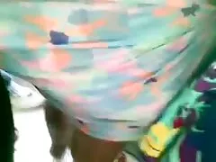 Irmão convenceu a nova irmã de ter ver com ele pela primeira vez porno americana