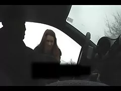 Russo Molodushka recheado com uma bunda americana peituda